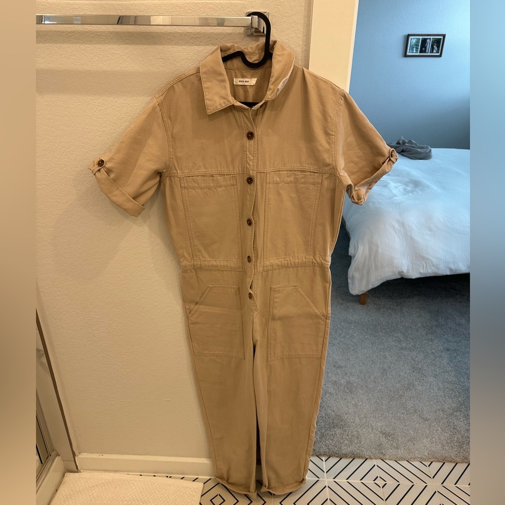 Mod Ref Magnolia Taupe Winnett Jumpsuit